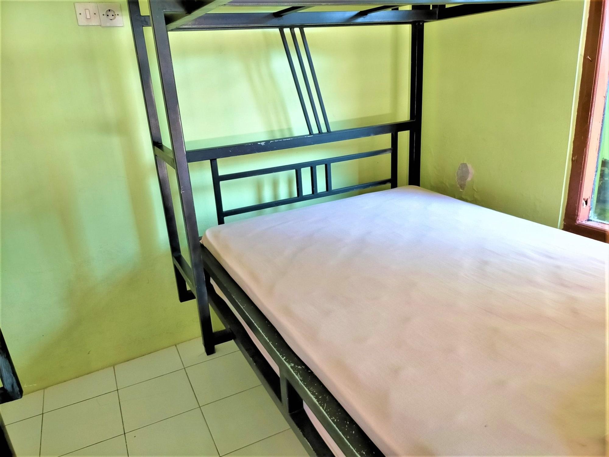 Gandrung City Hostel バニュワンギ エクステリア 写真