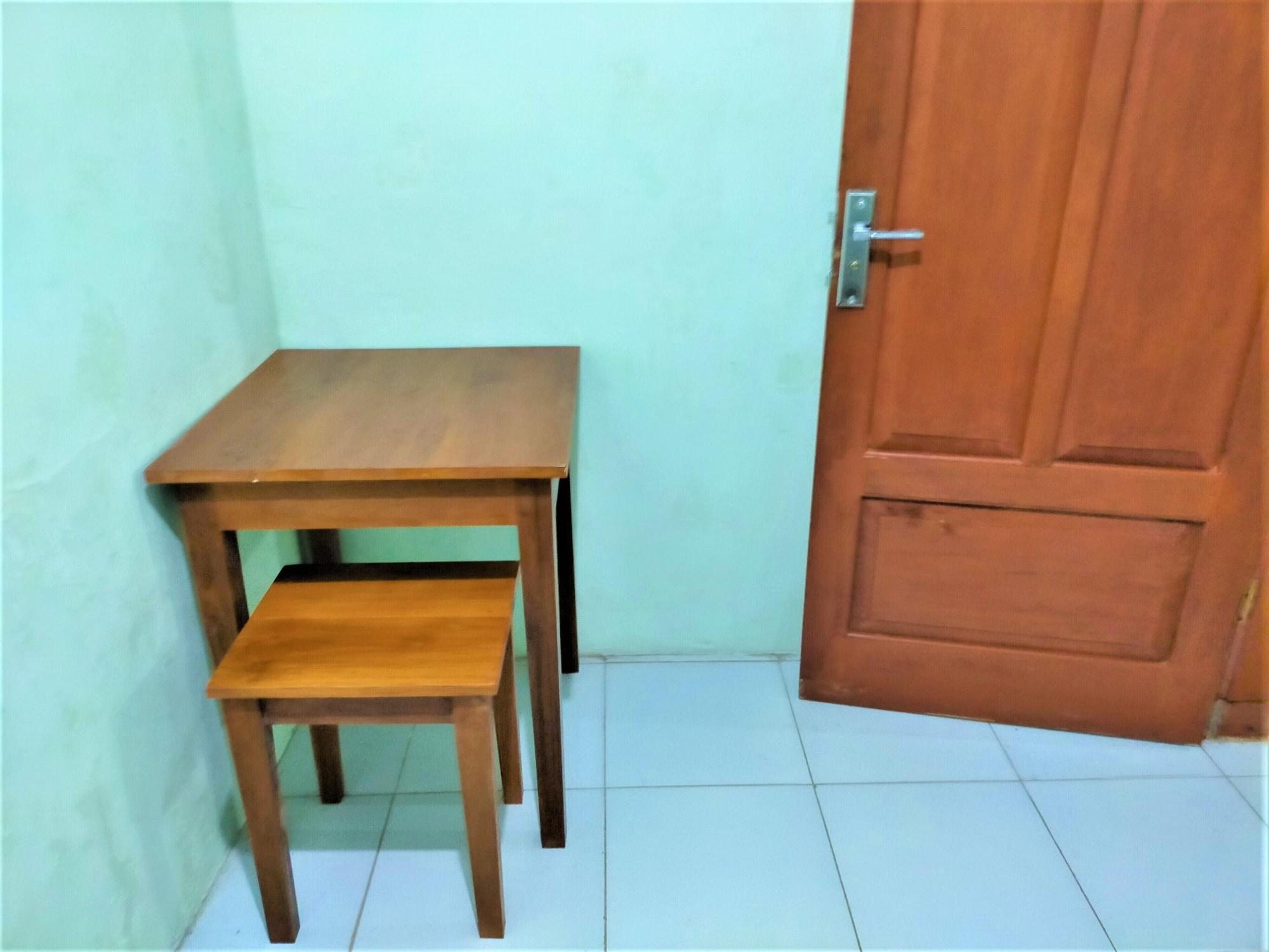 Gandrung City Hostel バニュワンギ エクステリア 写真